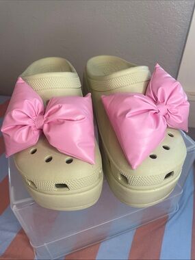 Platform Crocs Siren Bow Clog Slides with Pink Bow